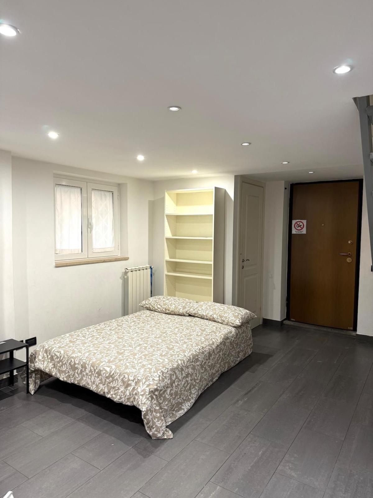 Loft In Old Town Near Termini Station And Rom